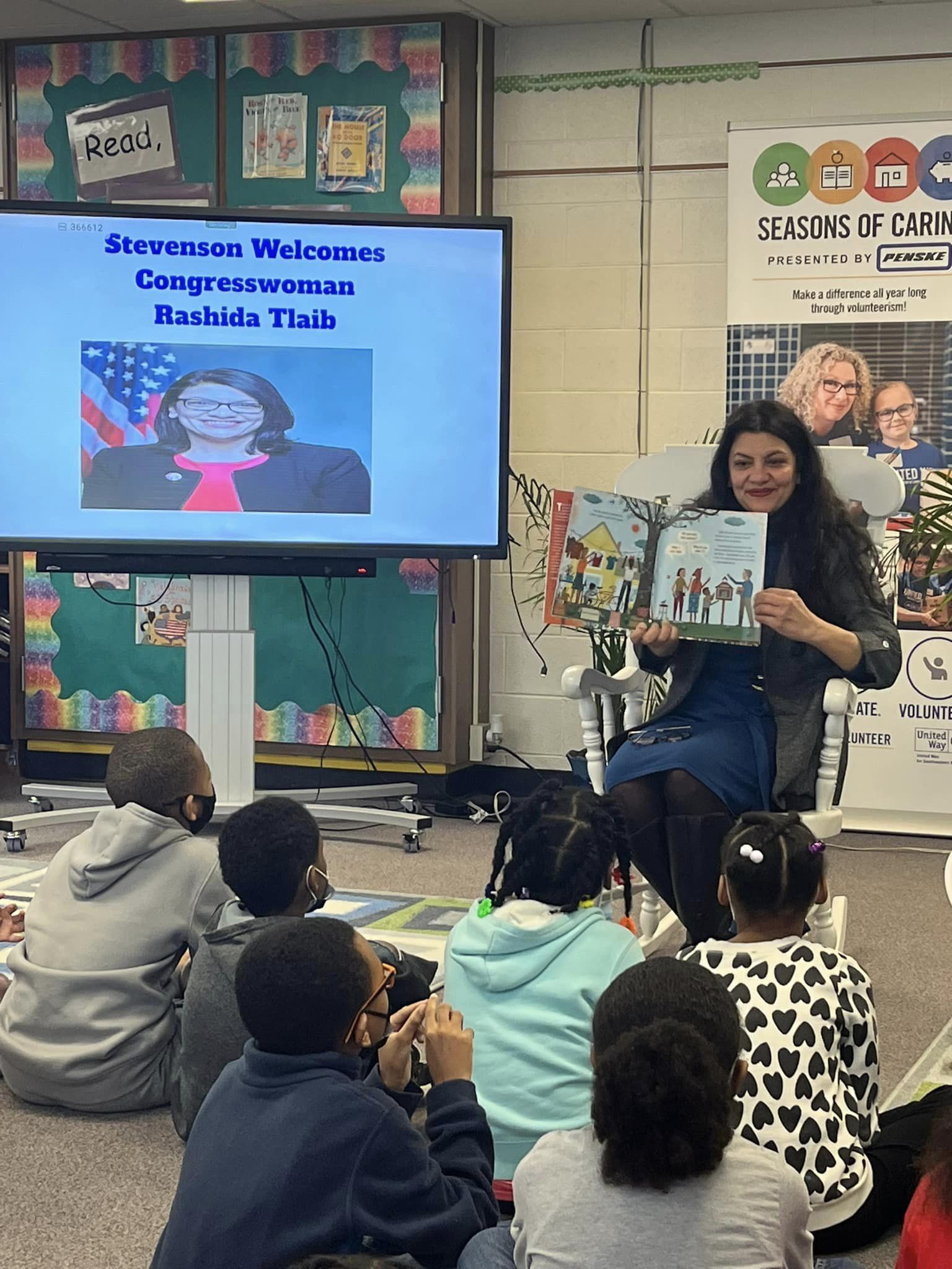 Reading to Students